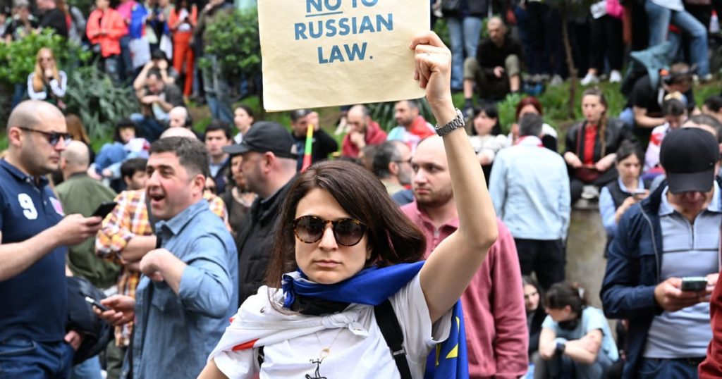 POLITICO: De Georgische droom van een Europese Unie wordt in duigen gevallen nu de wet op de 'buitenlandse agenten' wet wordt