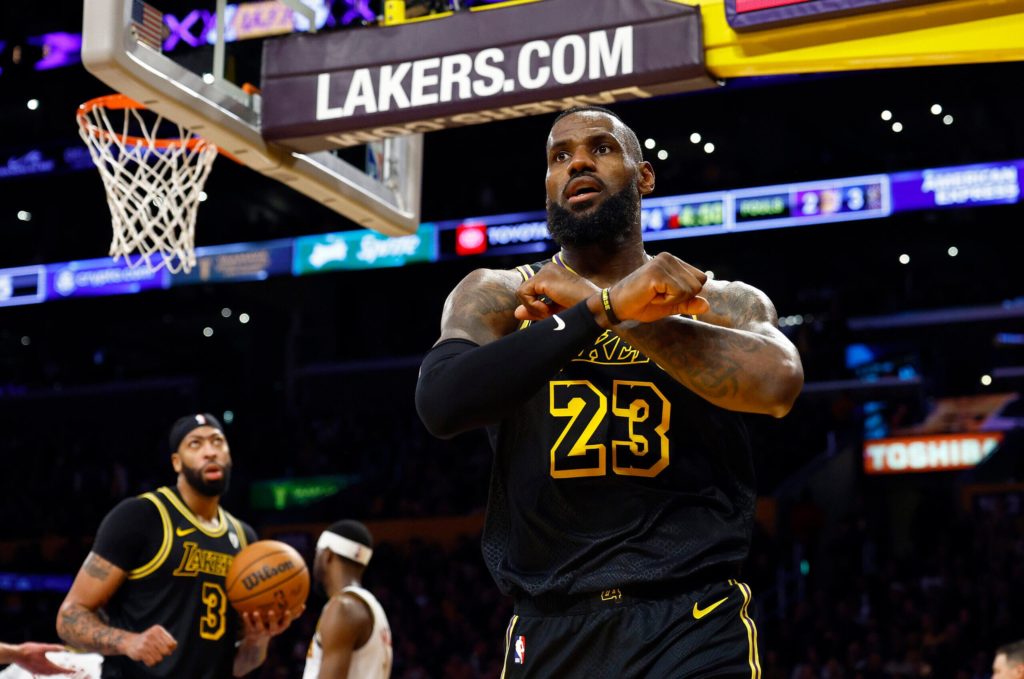 Nu LeBron James naar verwachting terugkeert, moeten de Lakers hem voorzien van aanzienlijke roosterupgrades
